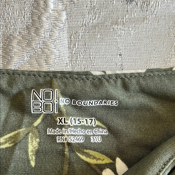 No Boundaries Green Floral Midi Dress - Picture 7 of 14